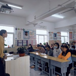 快看！這所學(xué)校的家長(zhǎng)會(huì)很特殊